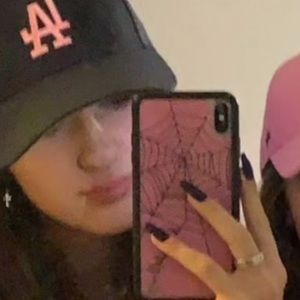 Meet your Posher, Alexis